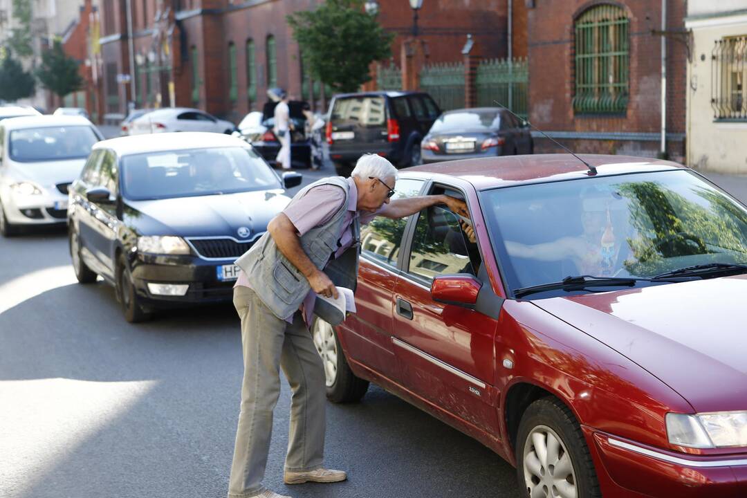 Piketas prie savivaldybės