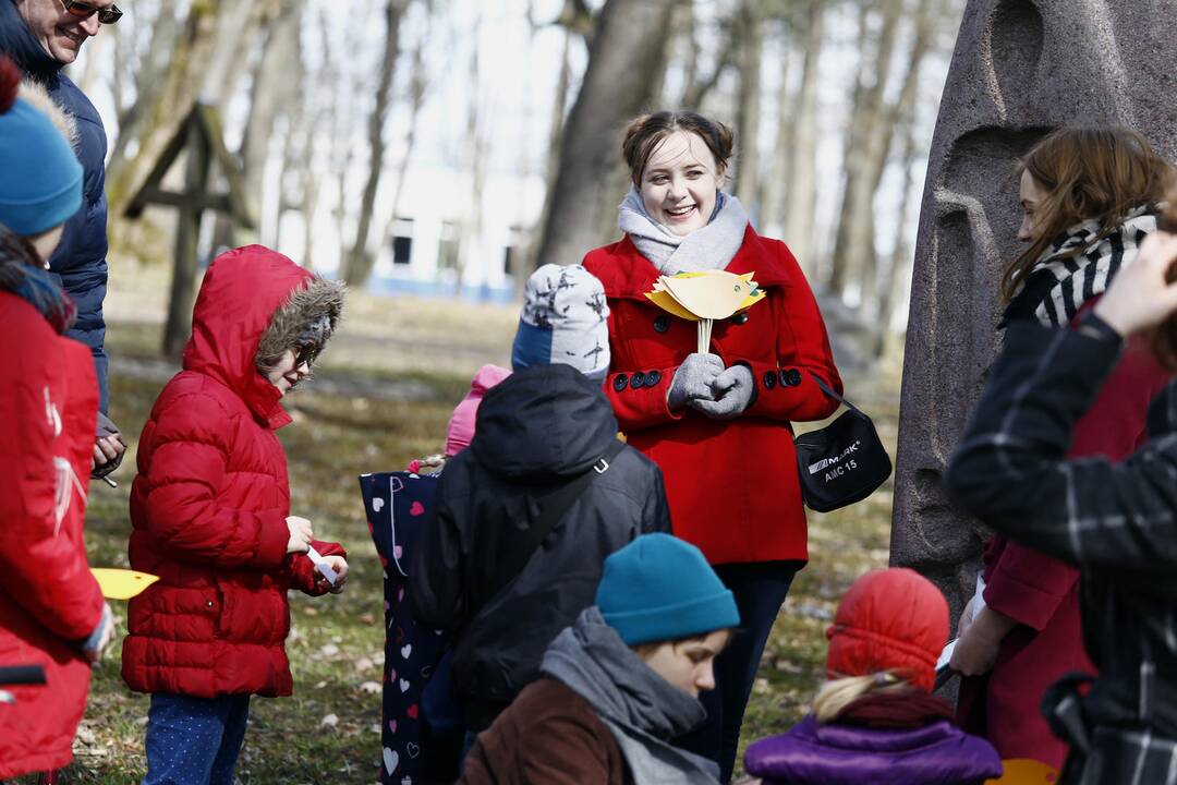 Skulptūrų parke – "Vynerio arbatėlė"