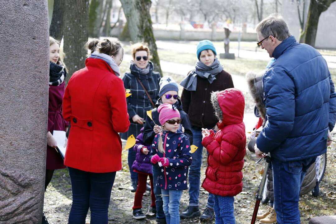 Skulptūrų parke – "Vynerio arbatėlė"