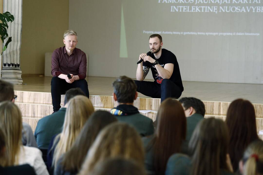 Garsenybės ragina nevogti kūrinių ir gerbti jų teises