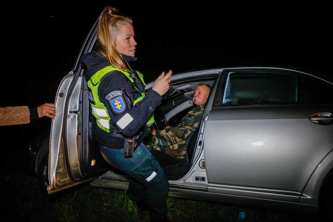 Girto vairuotojo nuotykiai pakeliui iš žvejybos