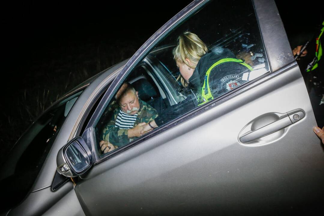 Girto vairuotojo nuotykiai pakeliui iš žvejybos