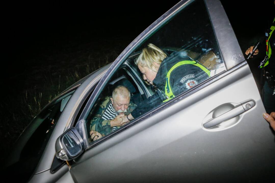 Girto vairuotojo nuotykiai pakeliui iš žvejybos