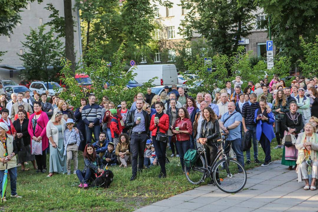 Klaipėdiečiai giedojo Lietuvos himną