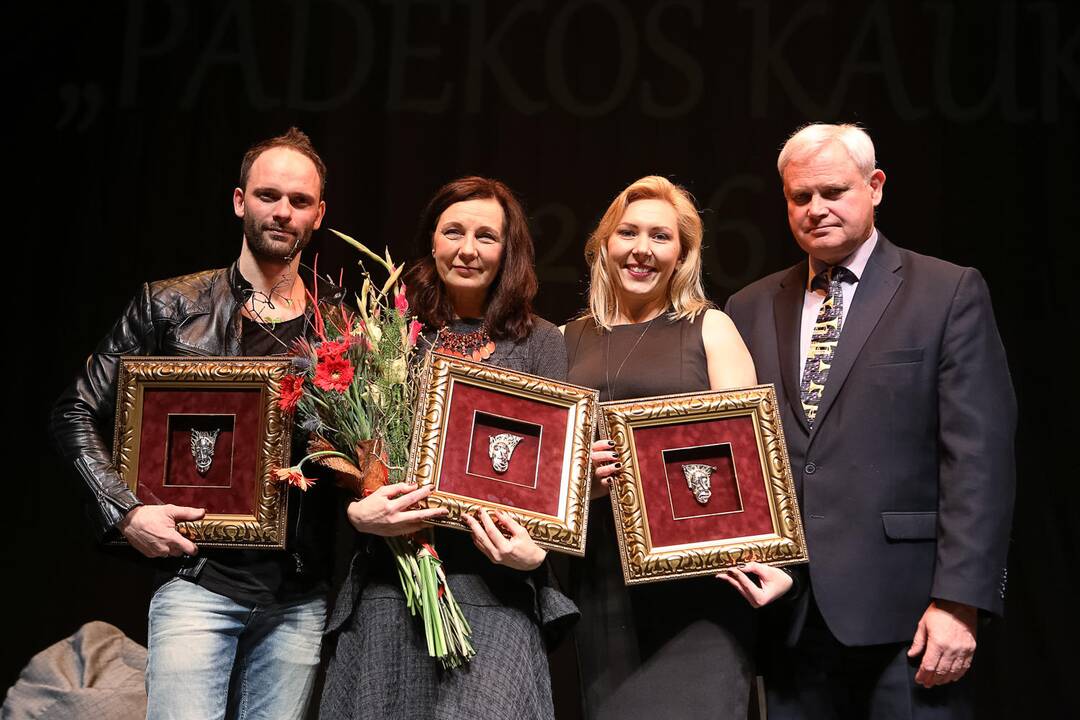 Padėkos kaukės 2016