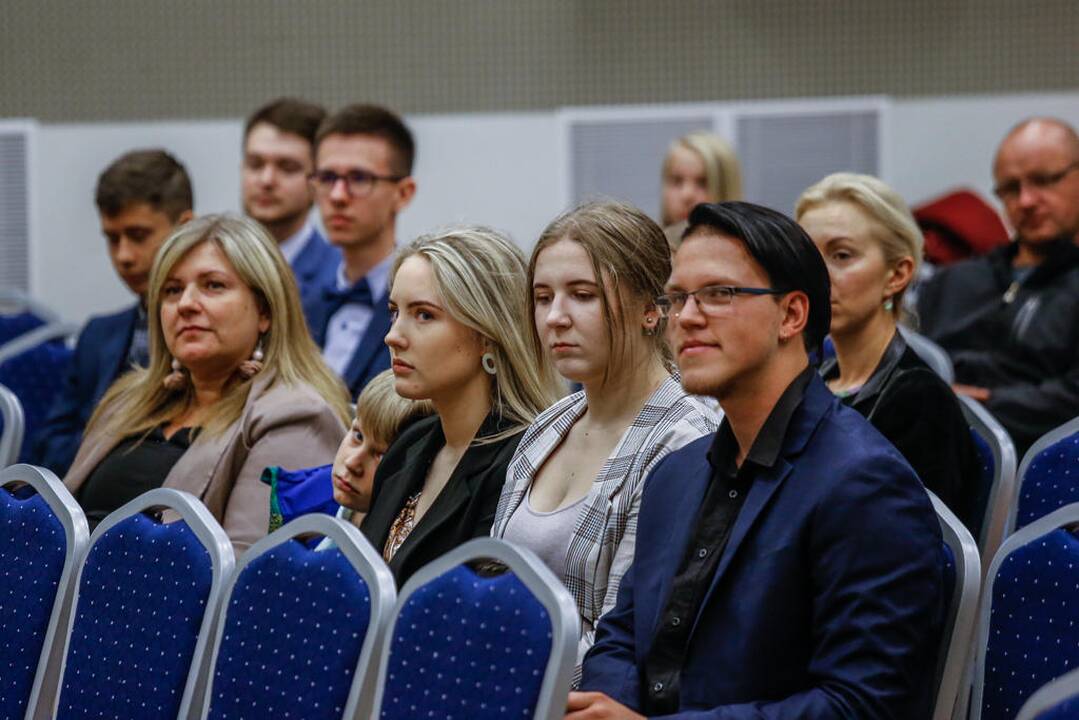 Pasveikino Klaipėdos šimtukininkus