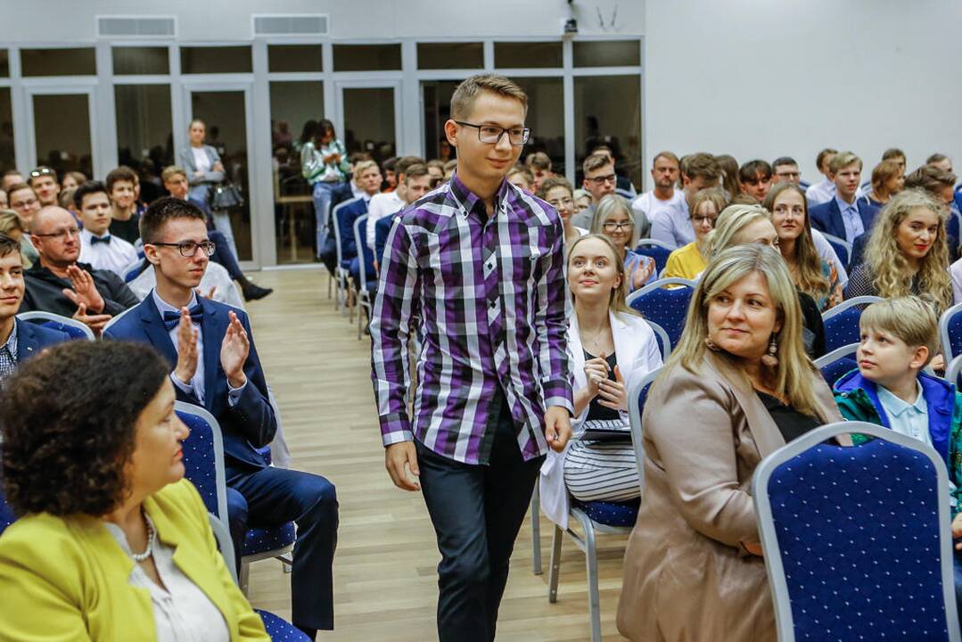 Pasveikino Klaipėdos šimtukininkus