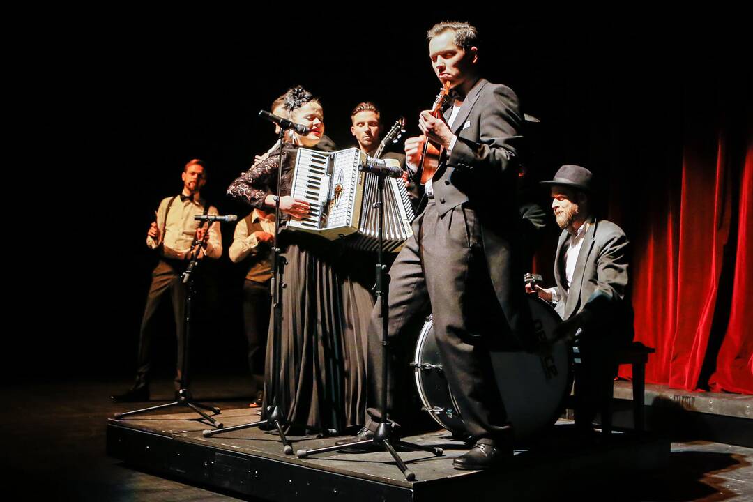Paminėta teatro diena