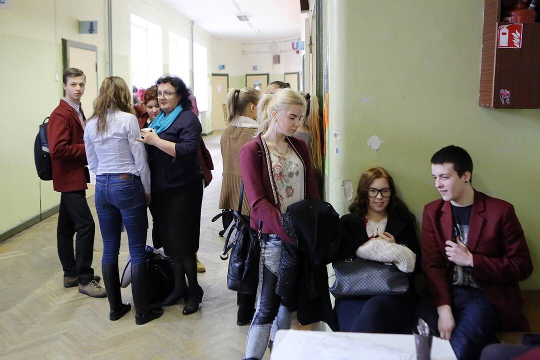 Gimnazistai neatlygintinai davė kraujo