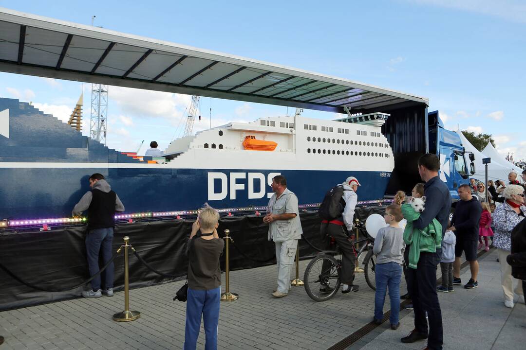 DFDS pristatė iš lego pastatytą keltą