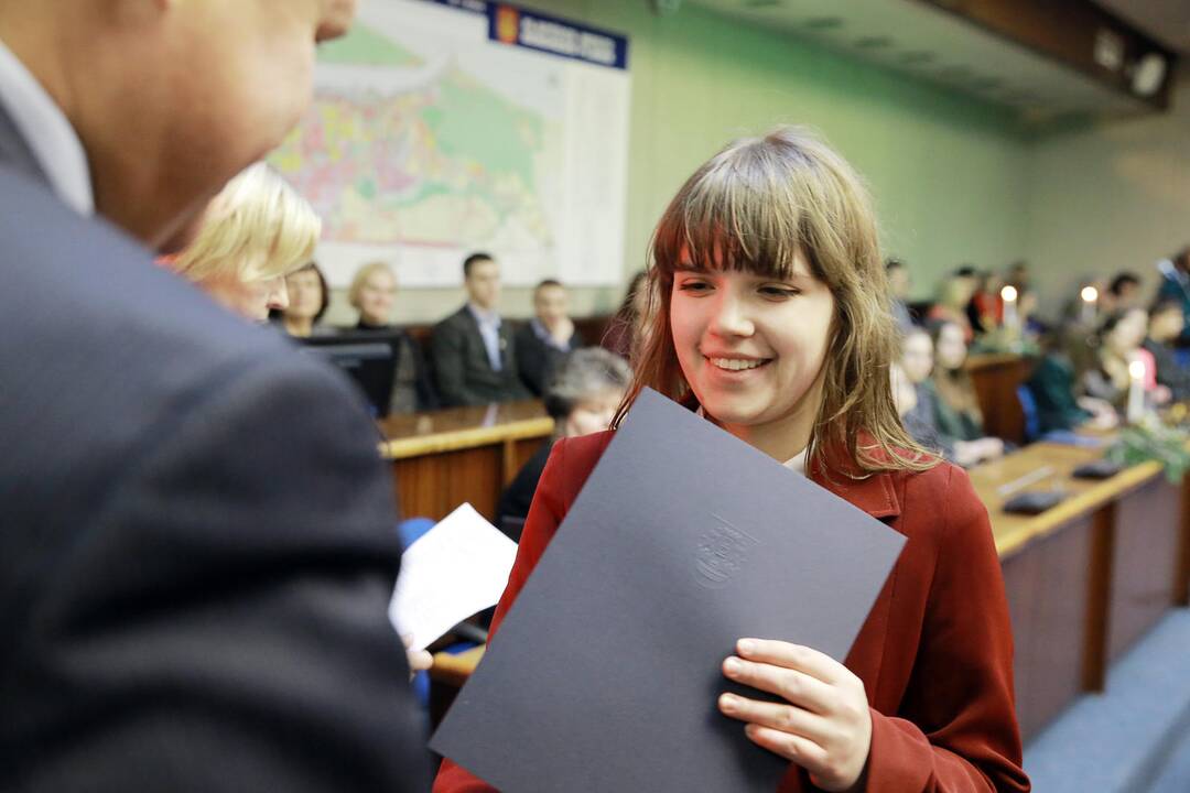 Apdovanoti geriausi moksleiviai