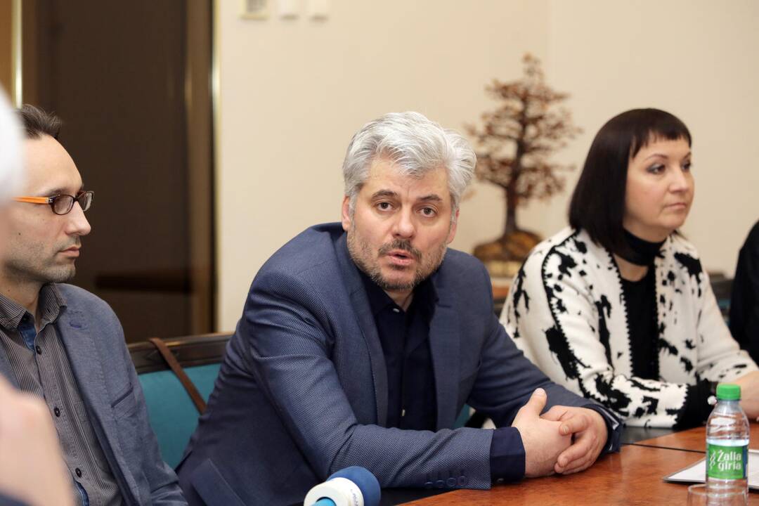 Meras susitiko su kultūros ir meno bendruomenę