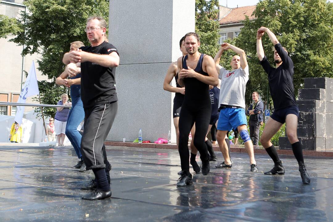 Klaipėdos valstybinio muzikinio teatro baleto trupės repeticija ORE