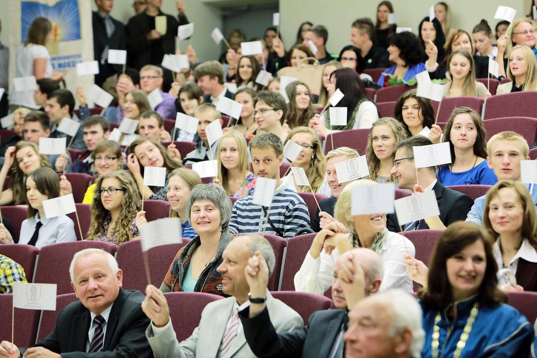 Klaipėdos universitetas pasveikino studentus