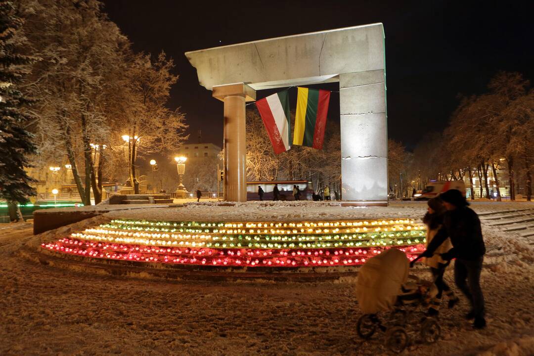 Žvakelių uždegimo akcija „Vienybės laiptai“