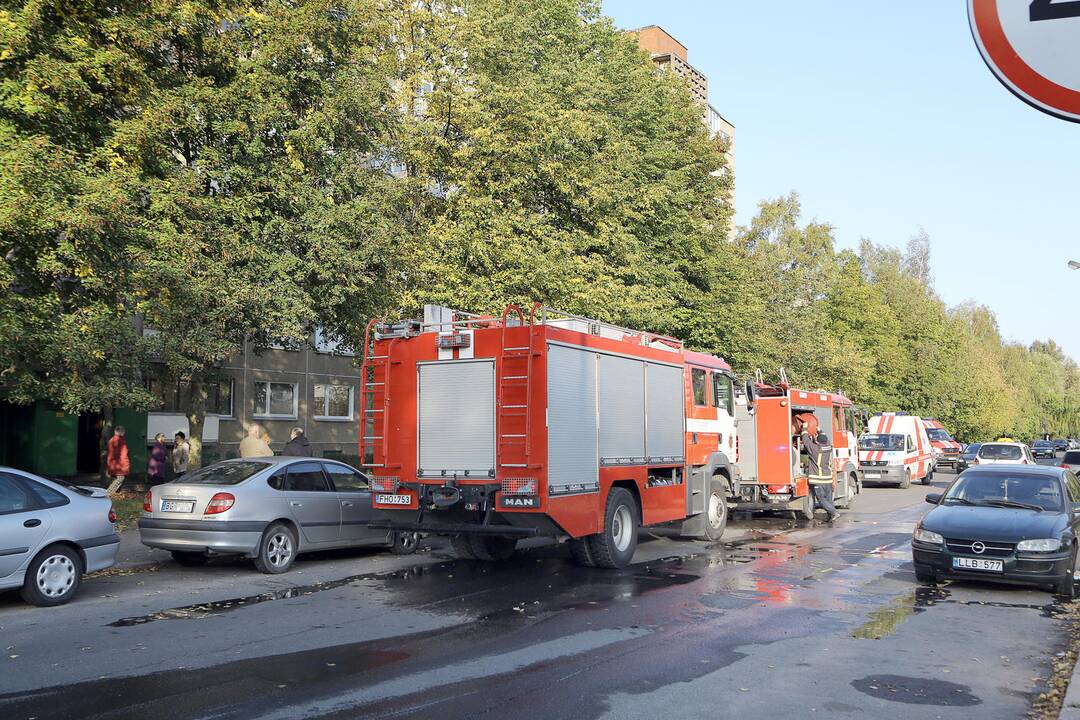 Gaisras Gedminų gatvėje
