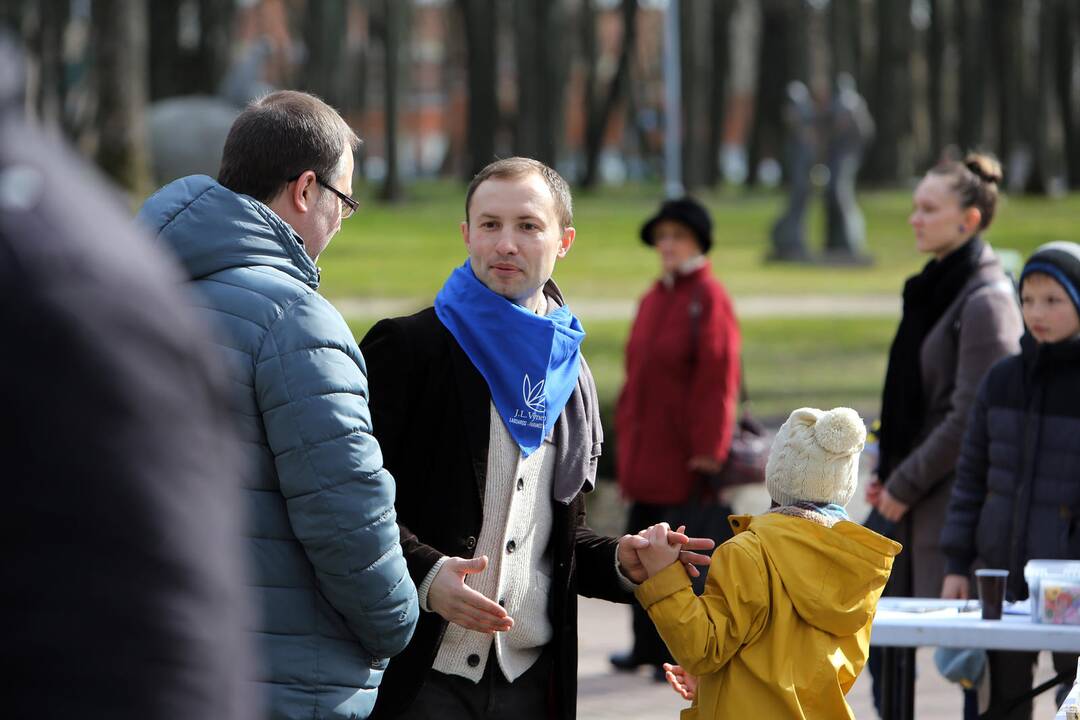 Vynerio arbatėlė skulptūrų parke