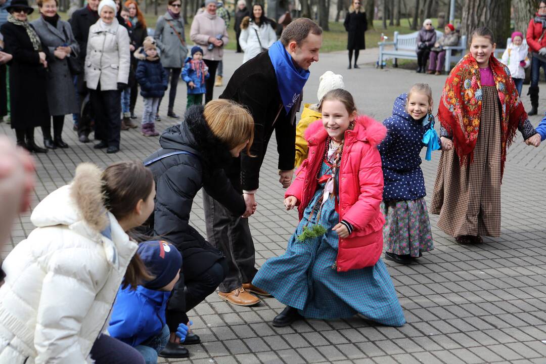 Vynerio arbatėlė skulptūrų parke