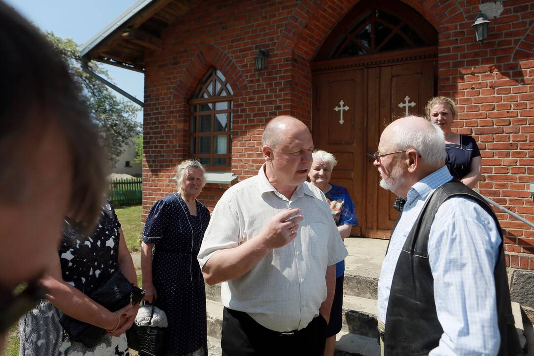 Priekuliškiai sukilo prieš kunigą