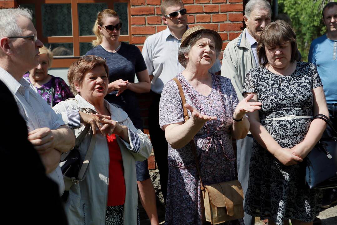 Priekuliškiai sukilo prieš kunigą