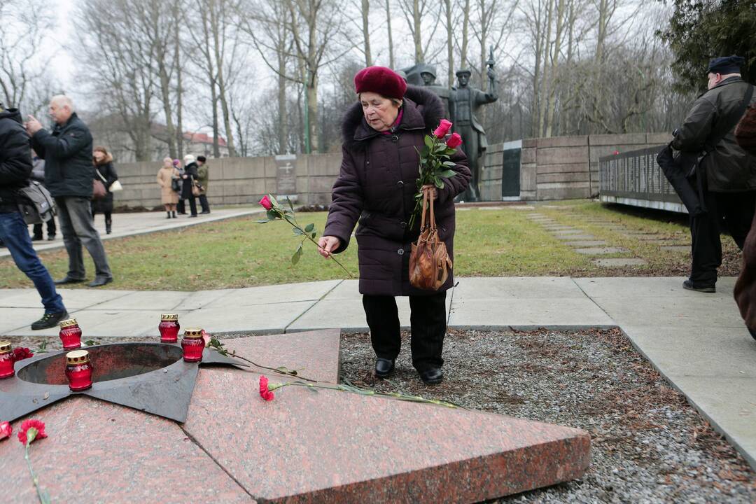 Veteranai minėjo raudonosios armijos įžengimo į Klaipėdą metinės