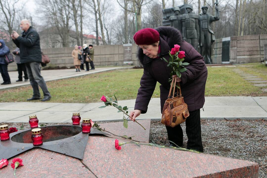 Veteranai minėjo raudonosios armijos įžengimo į Klaipėdą metinės