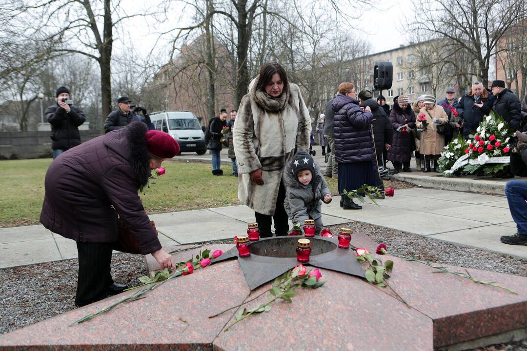 Veteranai minėjo raudonosios armijos įžengimo į Klaipėdą metinės