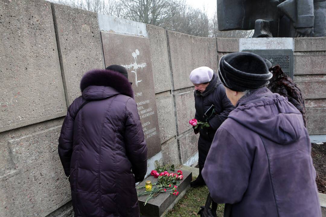 Veteranai minėjo raudonosios armijos įžengimo į Klaipėdą metinės