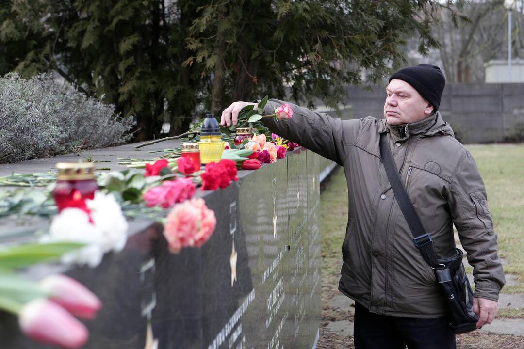 Veteranai minėjo raudonosios armijos įžengimo į Klaipėdą metinės