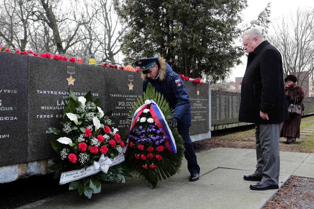 Veteranai minėjo raudonosios armijos įžengimo į Klaipėdą metinės