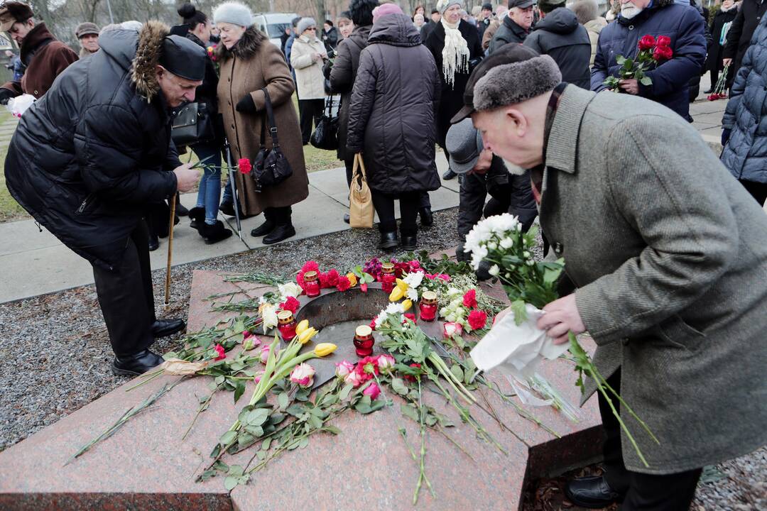 Veteranai minėjo raudonosios armijos įžengimo į Klaipėdą metinės