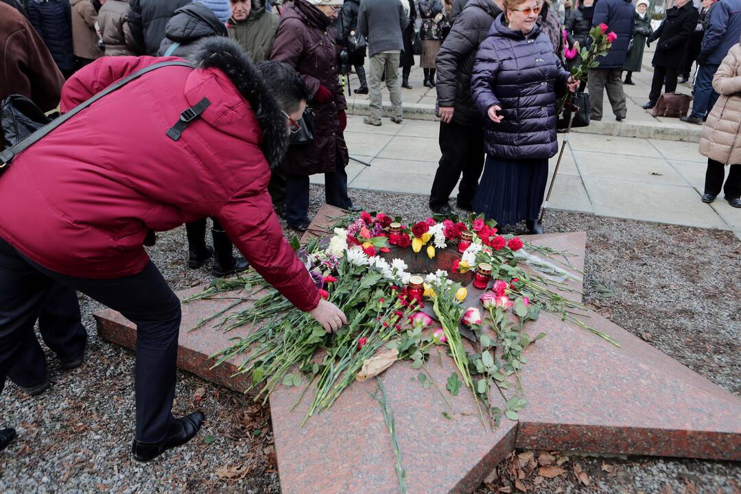 Veteranai minėjo raudonosios armijos įžengimo į Klaipėdą metinės