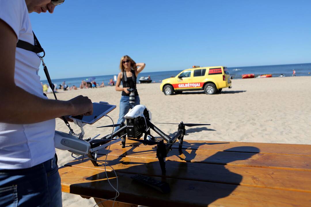 Palangos gelbėtojai pristatė droną