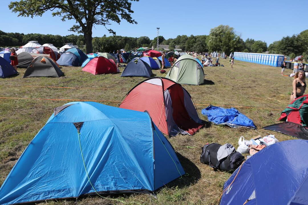 Į Karklę plūsta festivalio dalyviai
