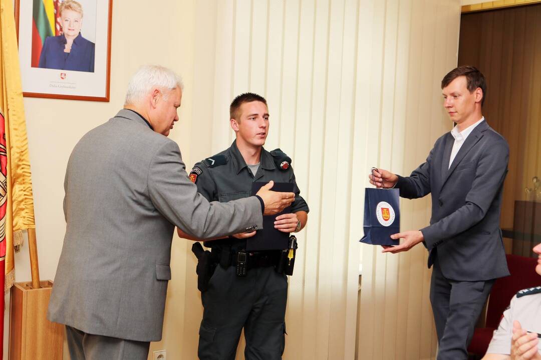 Meras padėkojo policininkams