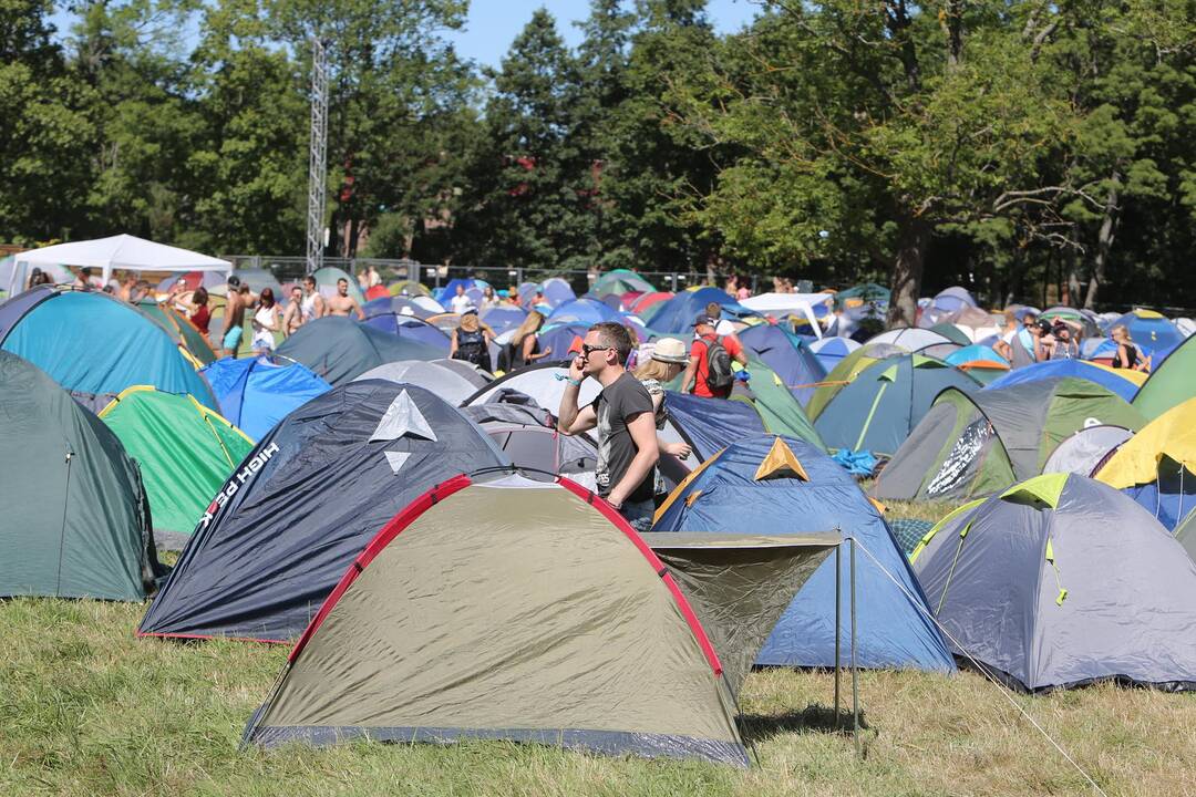 Į Karklę plūsta festivalio dalyviai