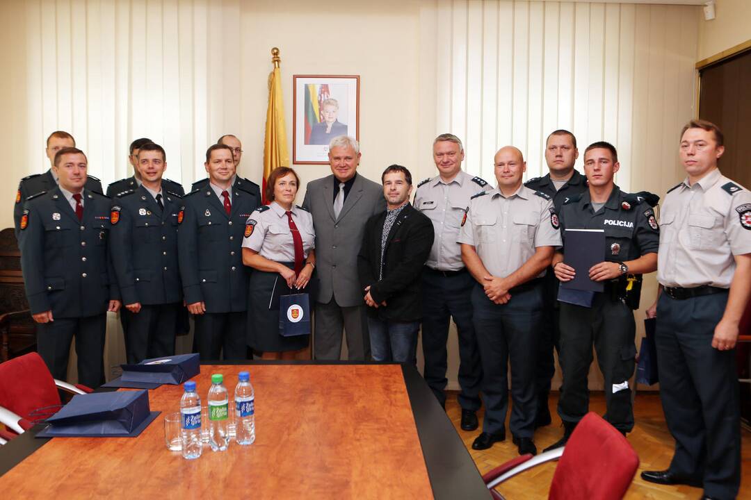 Meras padėkojo policininkams
