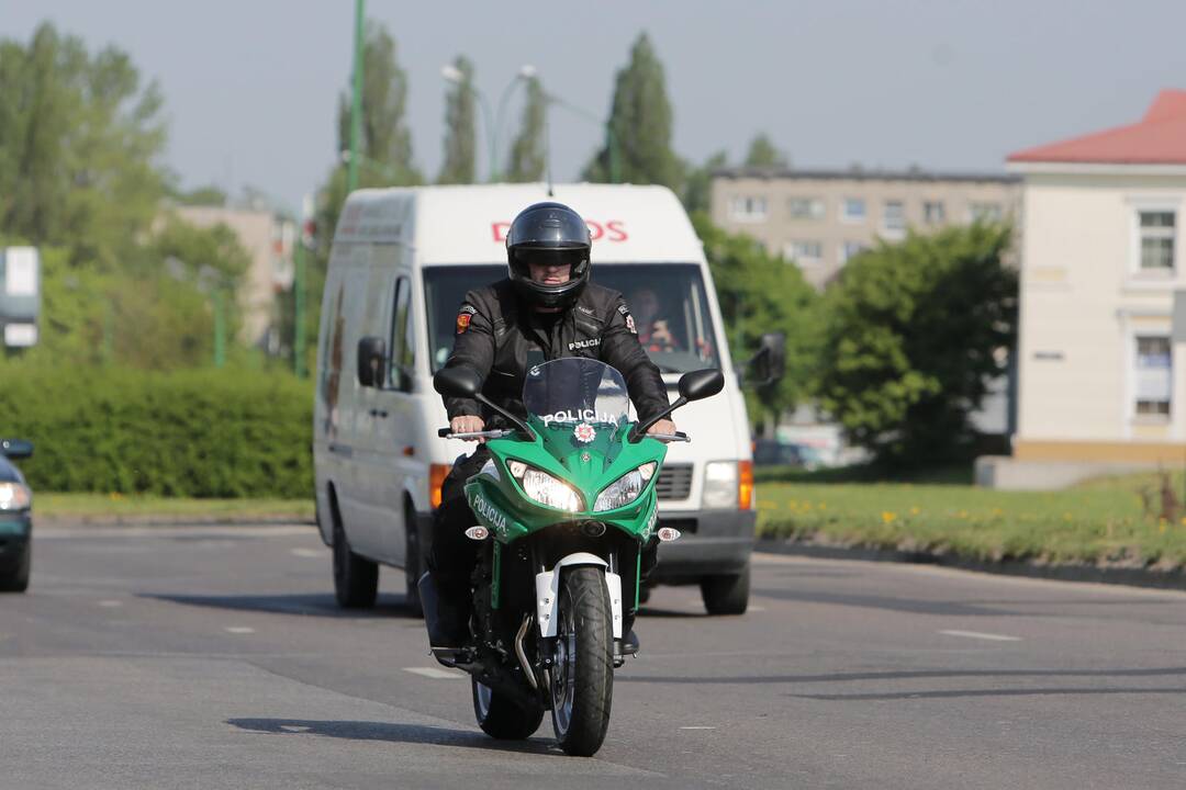 Policija įsigijo naują motociklą