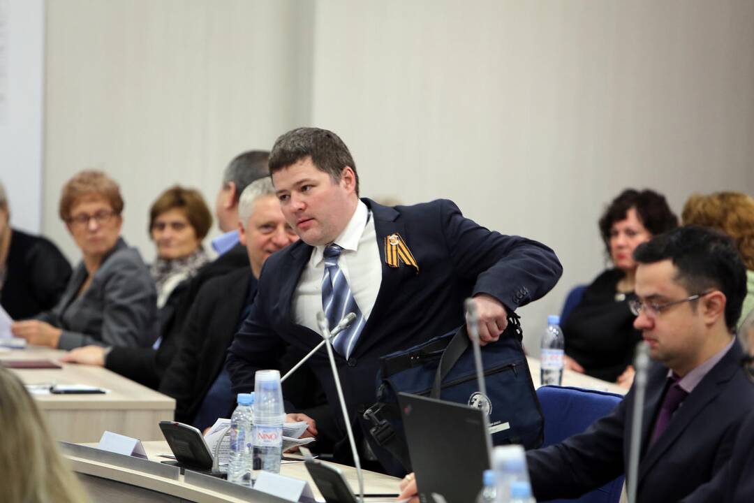 Provokacija: V. Titovas pasidabino Georgijaus juostele