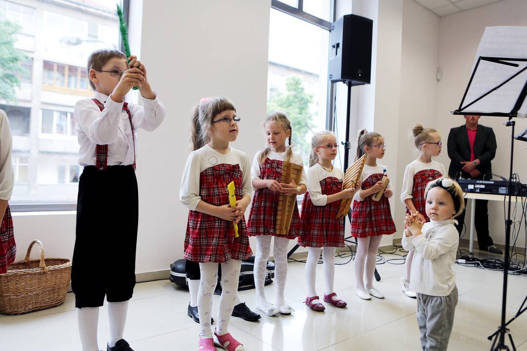 Liečiama paroda „Matau pasaulį KITAIP“
