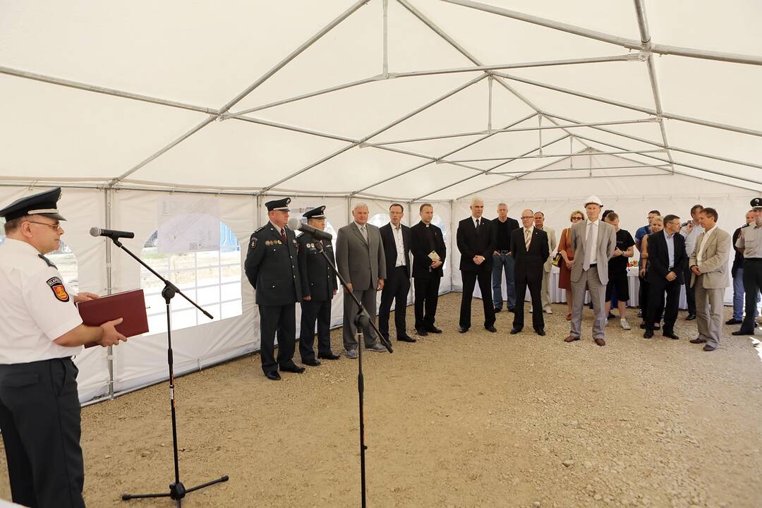 Policijos komisariato kapsulės įbetonavimas 