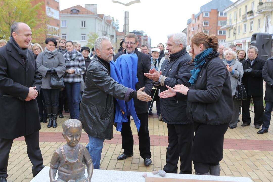 M. Mažvydo alėjoje svajones aus “Svajoklis”