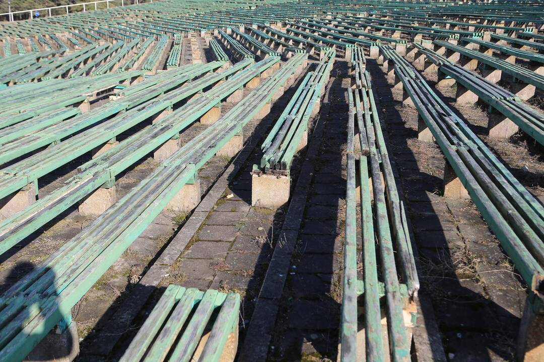 Komisija apžiūrėjo vasaros estradą