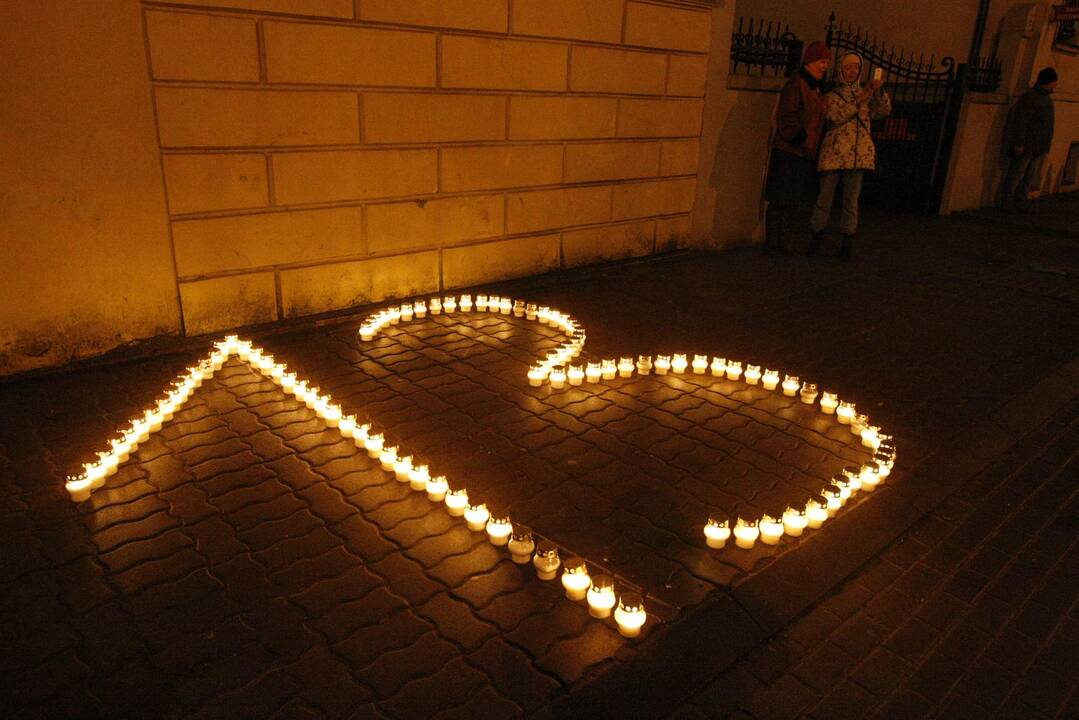 Klaipėdoje suliepsnojo Sausio 13-osios atminimo laužai