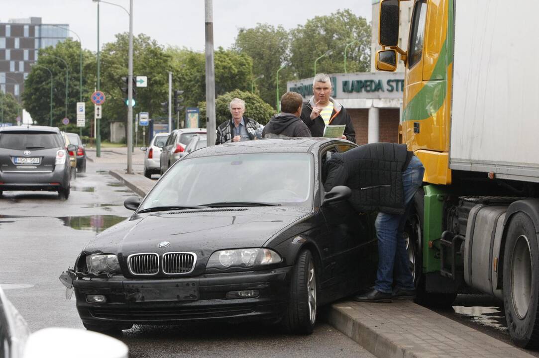 Avarija Naujojo Uosto gatvėje