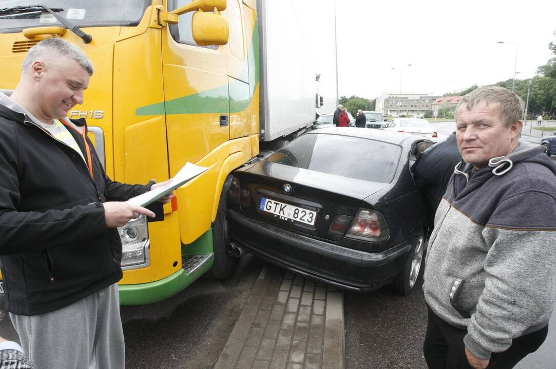 Avarija Naujojo Uosto gatvėje