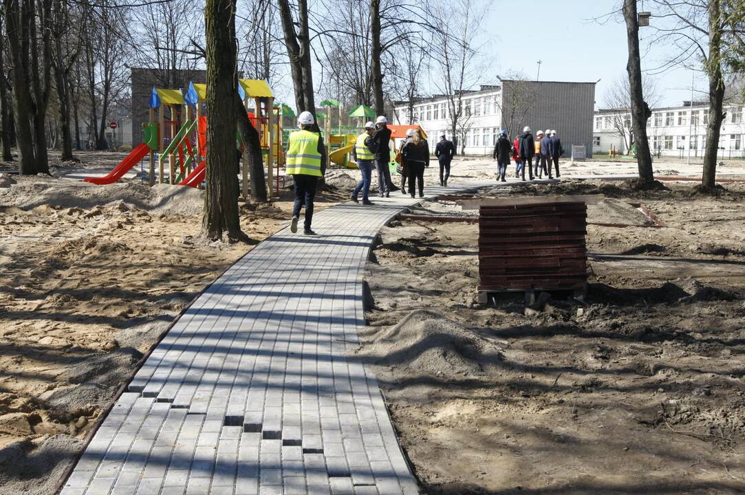 Uostamiestyje baigia pastatyti naują darželį