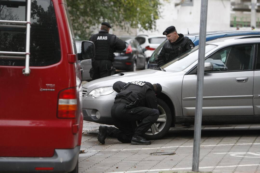 Klaipėdoje pranešta apie užminuotą automobilį