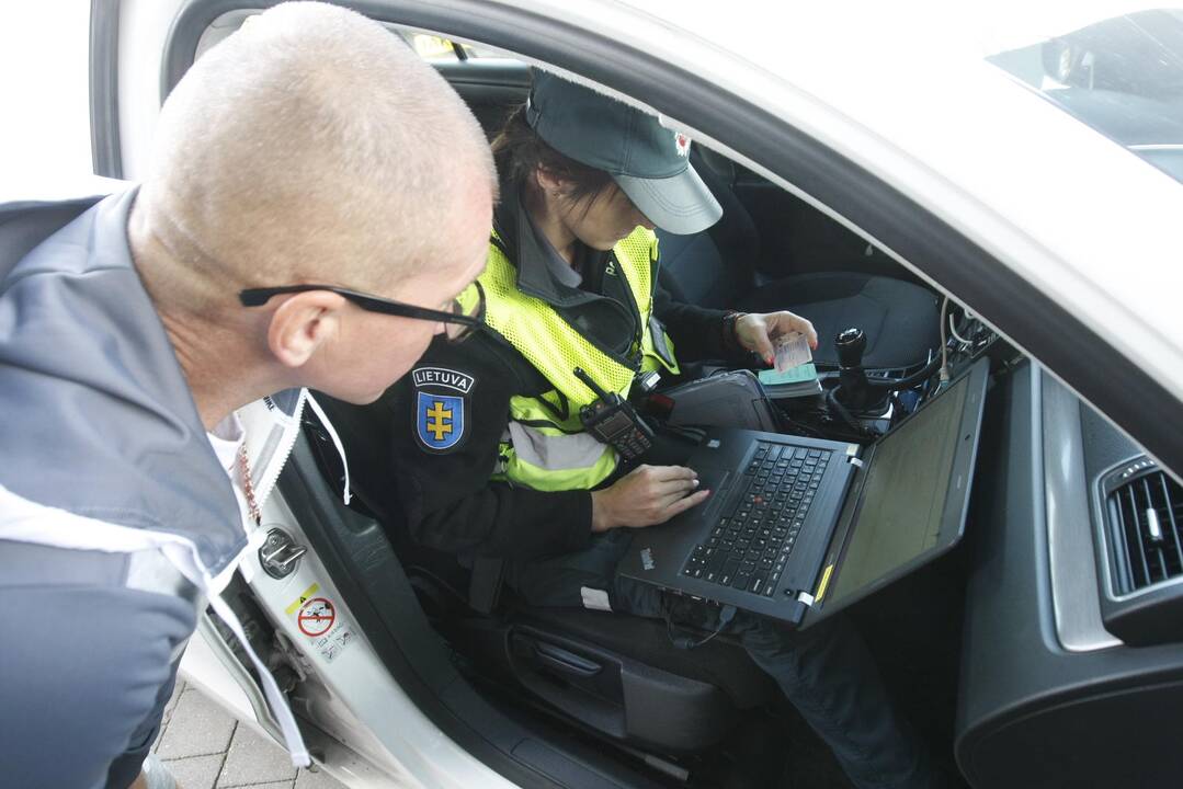 „Švariems“ uostamiesčio vairuotojams – dovanos