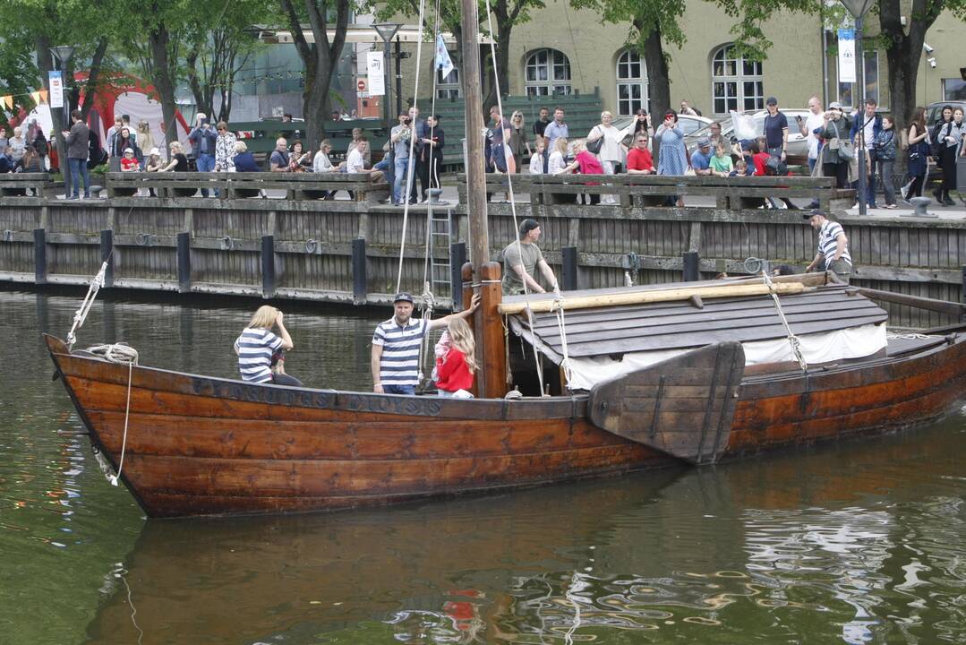 Laivų parade - pramogų vajus